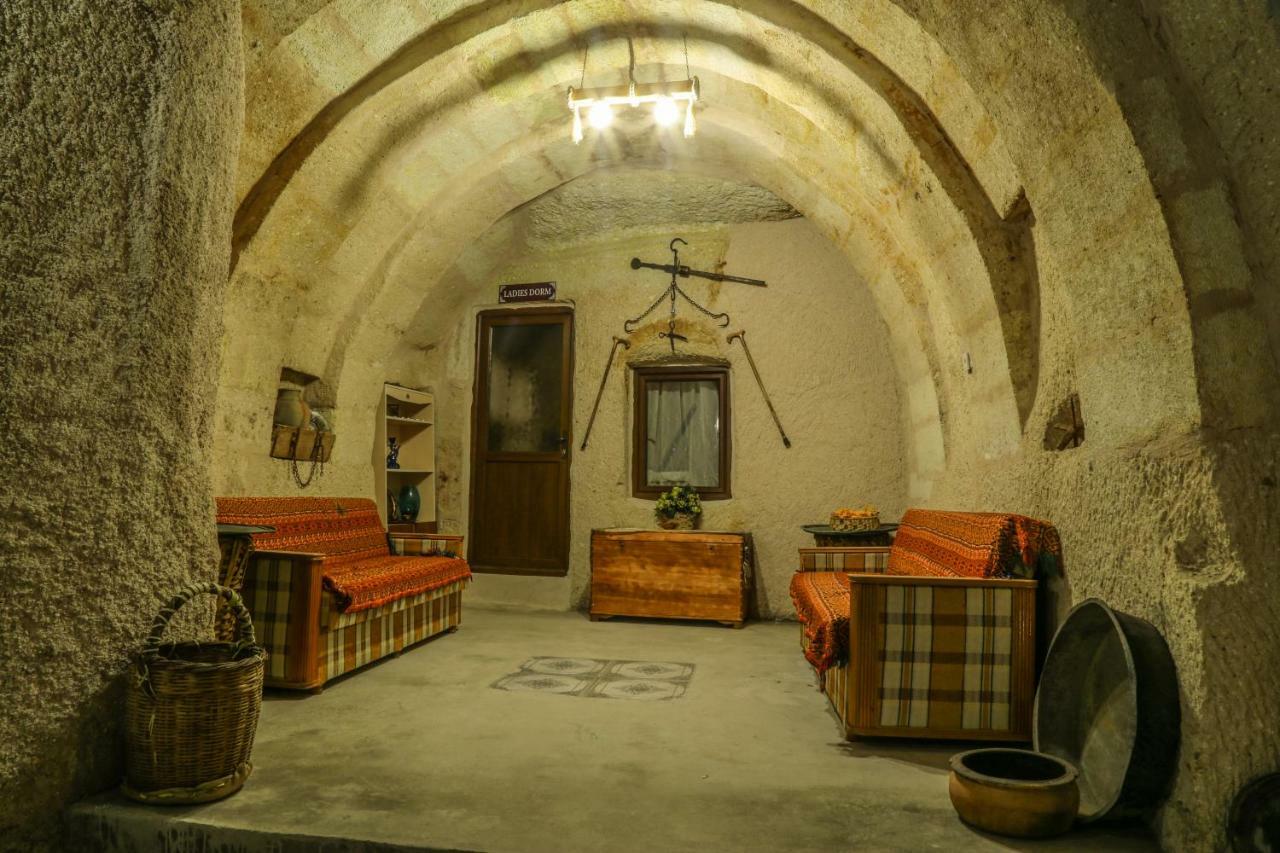 Homestay Cave Hostel Γκόρεμε Εξωτερικό φωτογραφία